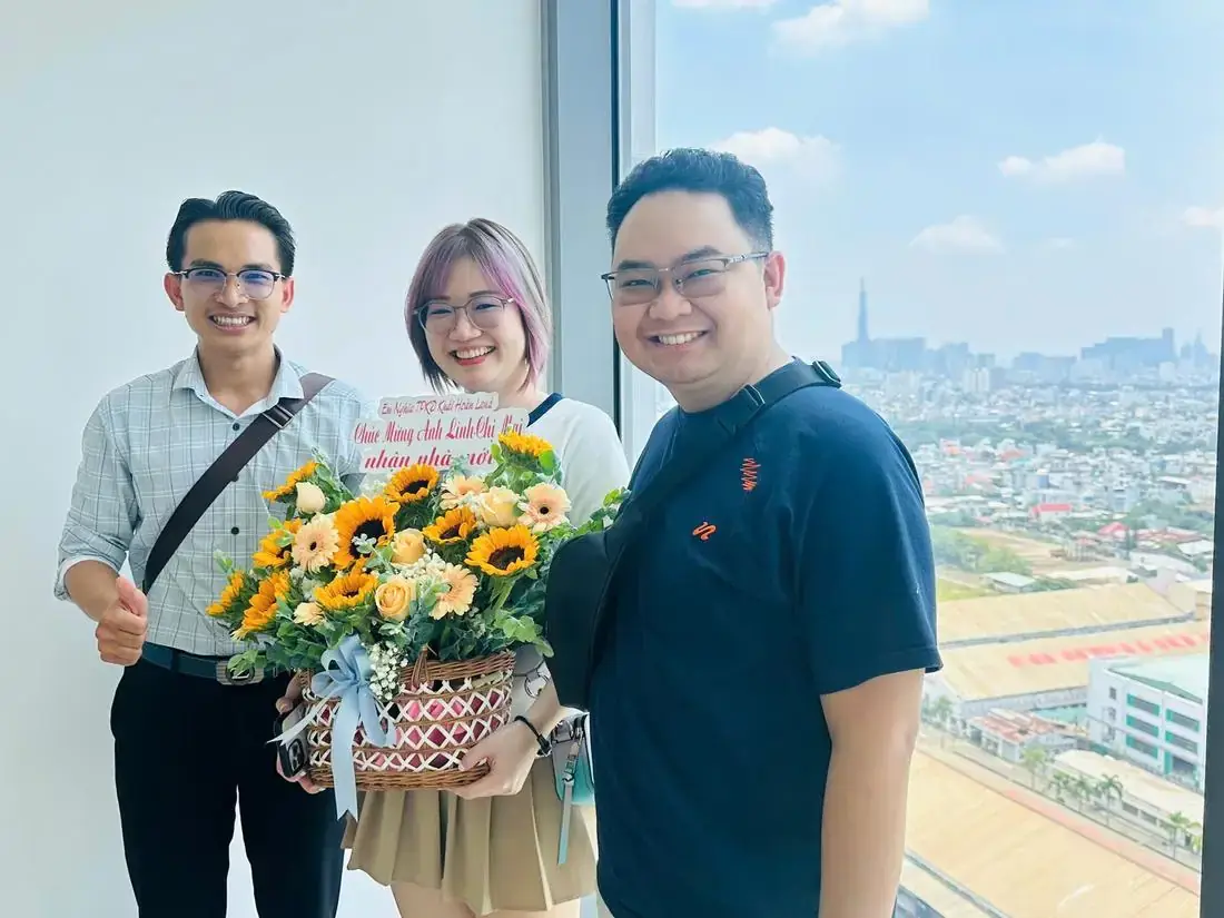 Khách hàng nhận nhà Urban Green cùng Mr Nghĩa – Căn hộ view thành phố