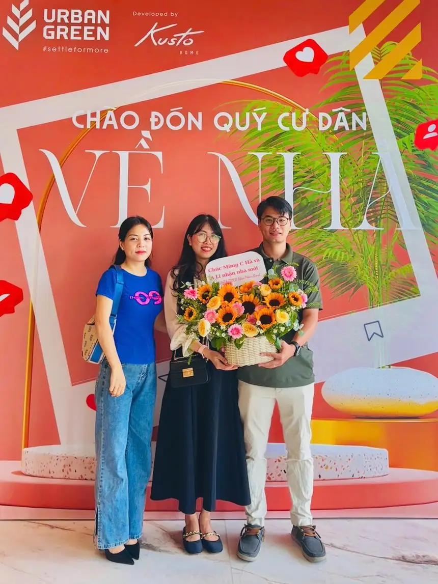 Khách hàng nhận nhà Urban Green cùng Mr Nghĩa – Gia đình nhận nhà