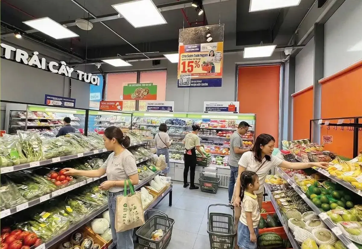 Siêu thị thực phẩm tại shophouse Urban Green