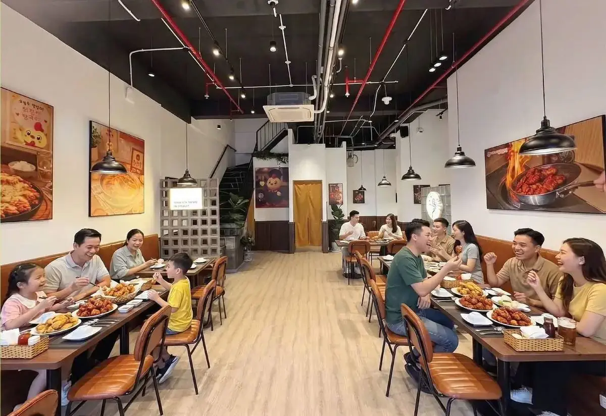 Nhà hàng kinh doanh tại shophouse Urban Green